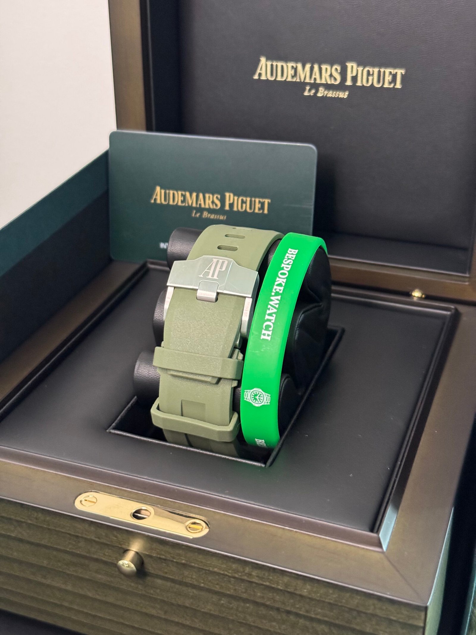 Audemars Piguet Royal Oak Offshore Diver 42 «Green» (вживаний) - Зображення 3