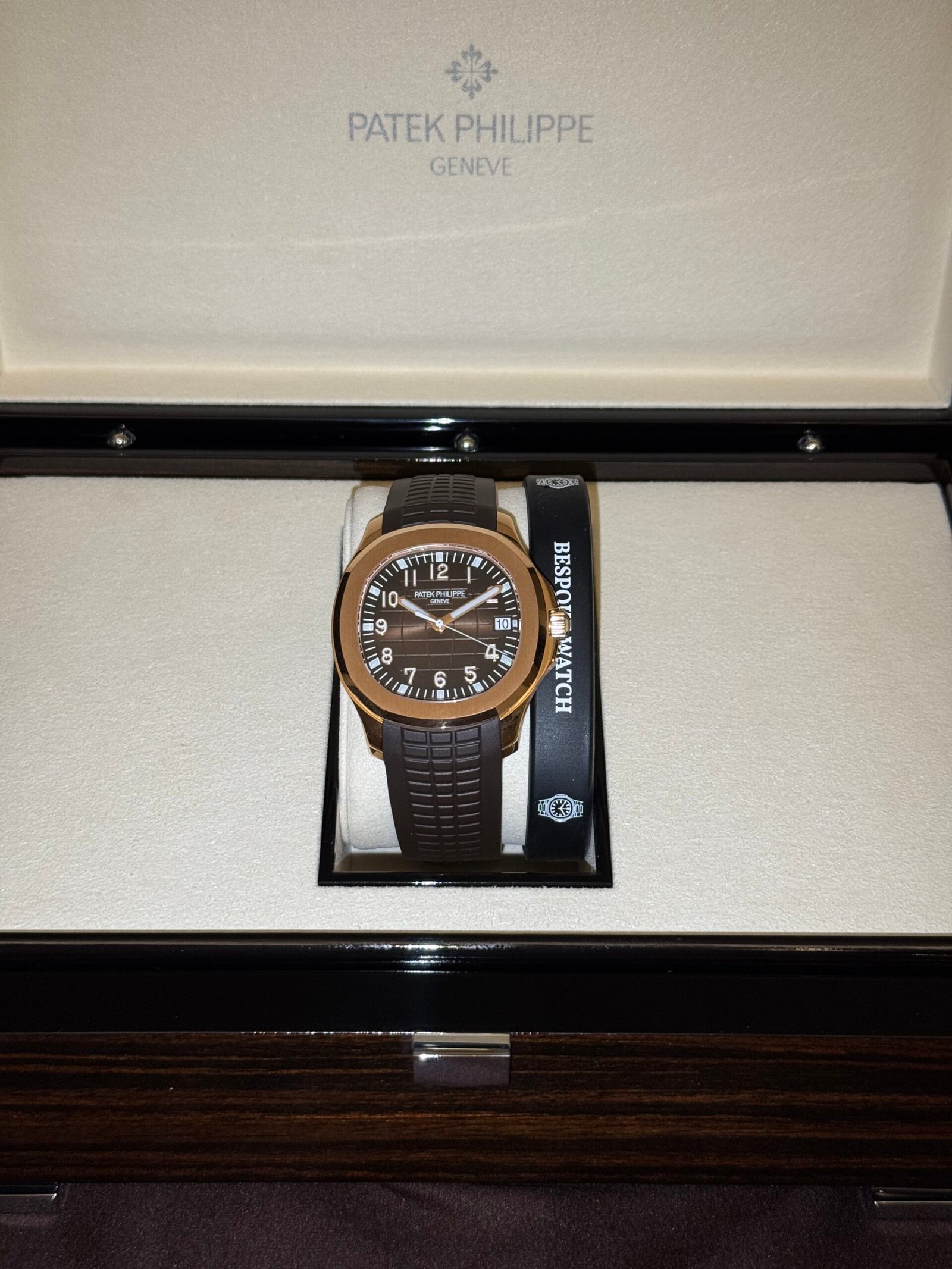 Patek Philippe Aquanaut 40.8 «Sunburst Brown» - Image 2
